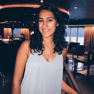 Meet your Posher, Annika